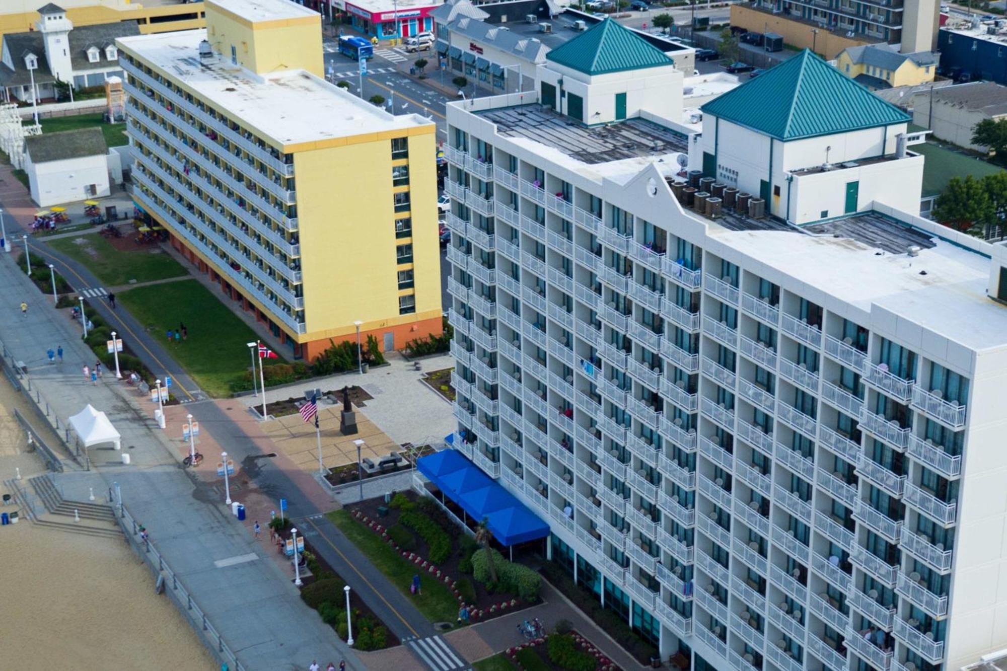 Courtyard Virginia Beach Oceanfront/South Exterior photo